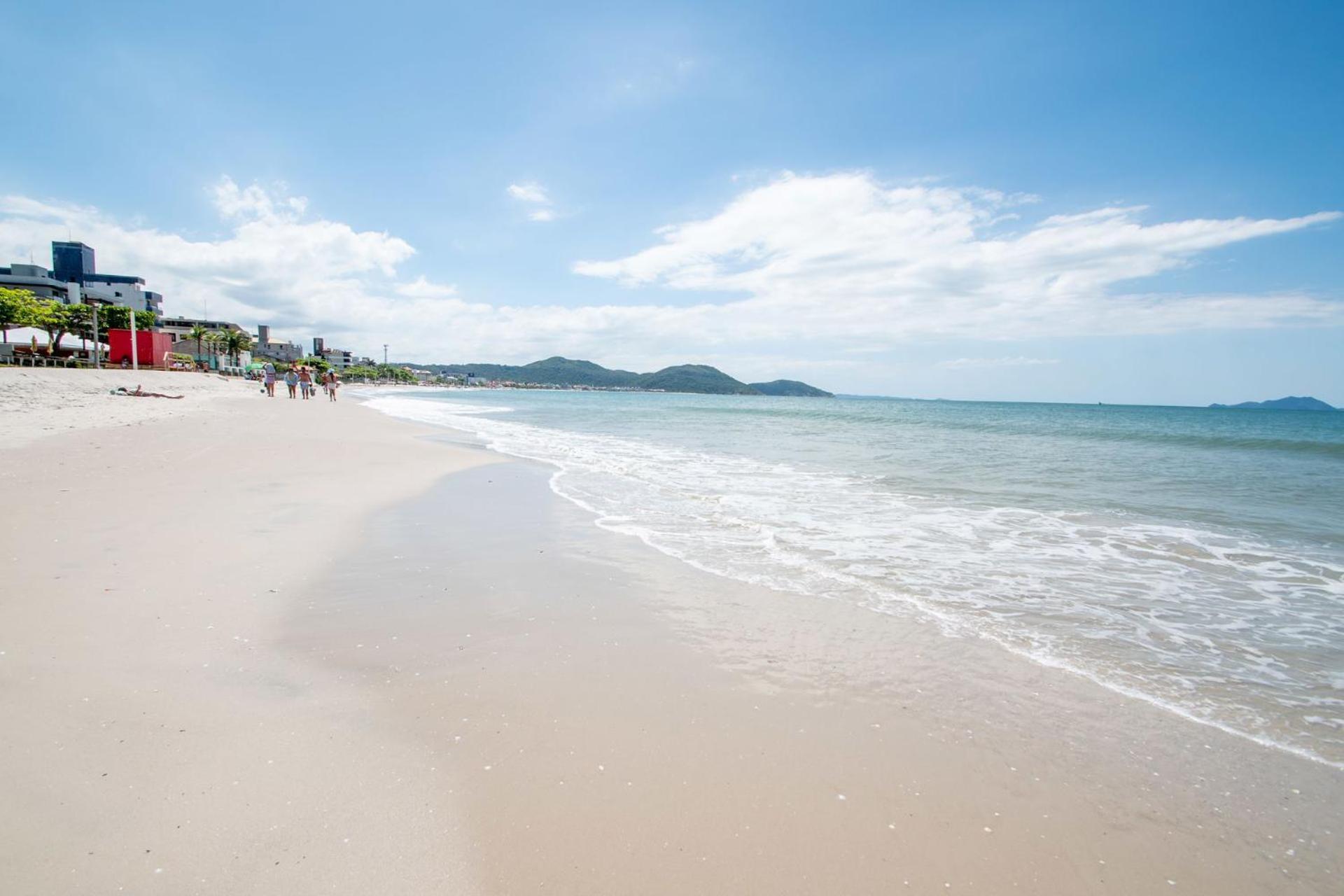 Apt A 100M Da Praia Dos Ingleses Ing4101 Florianopolis Exterior photo